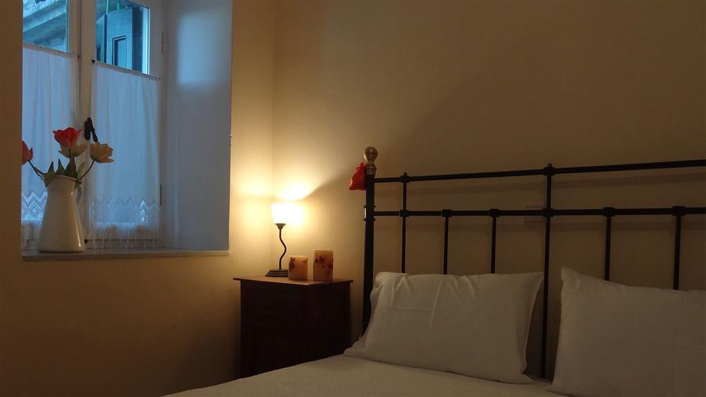 Sterna Apartment Asprogerakata ภายนอก รูปภาพ
